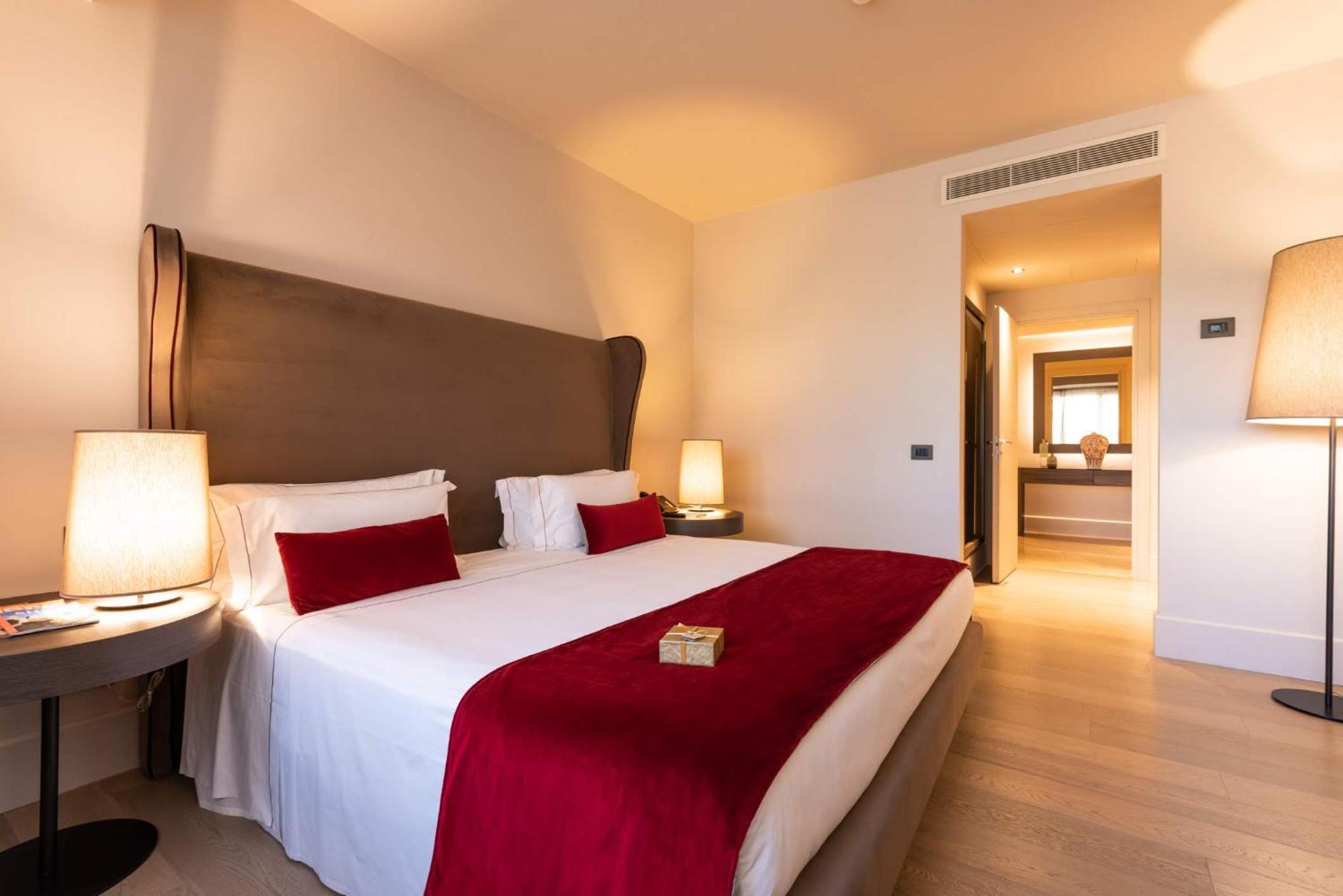 A.Roma Lifestyle Hotel — Photos 1